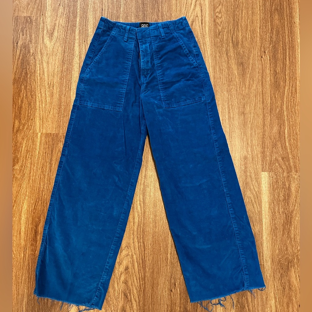Urban Outfitters BDG Women's Blue corduroy Jeans size 2